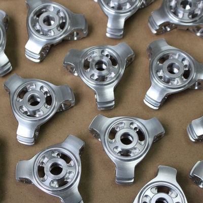 Kundengebundenes CNC-Aluminiumteil-Seiden-aussortierendes malendes Oberflächenende