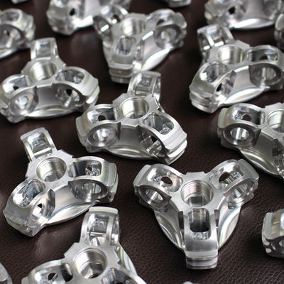 Mechanischer hohe Präzision CNC-Aluminiumteile CNC drehte maschinell bearbeiteten Prozess
