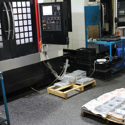 Klopfende Anodisierungscnc-Prägemetallteil-materielle schnelle Aluminiumerstausführung