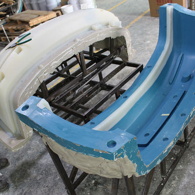 Herstellung der Reaktions-Spritzen-RIM Large Bumper Parts For-Automobilindustrie-geringen Lautstärke