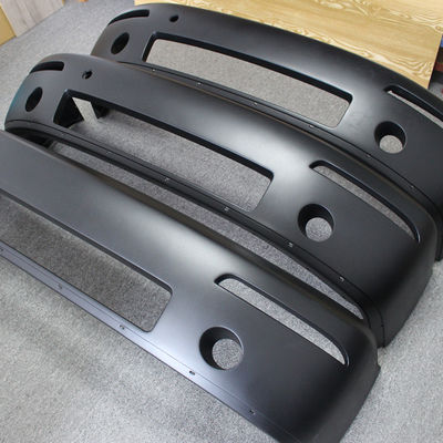 Kundengebundenes Reaktions-Spritzen große Plastik- Teile von Automobil-Front Bumpers